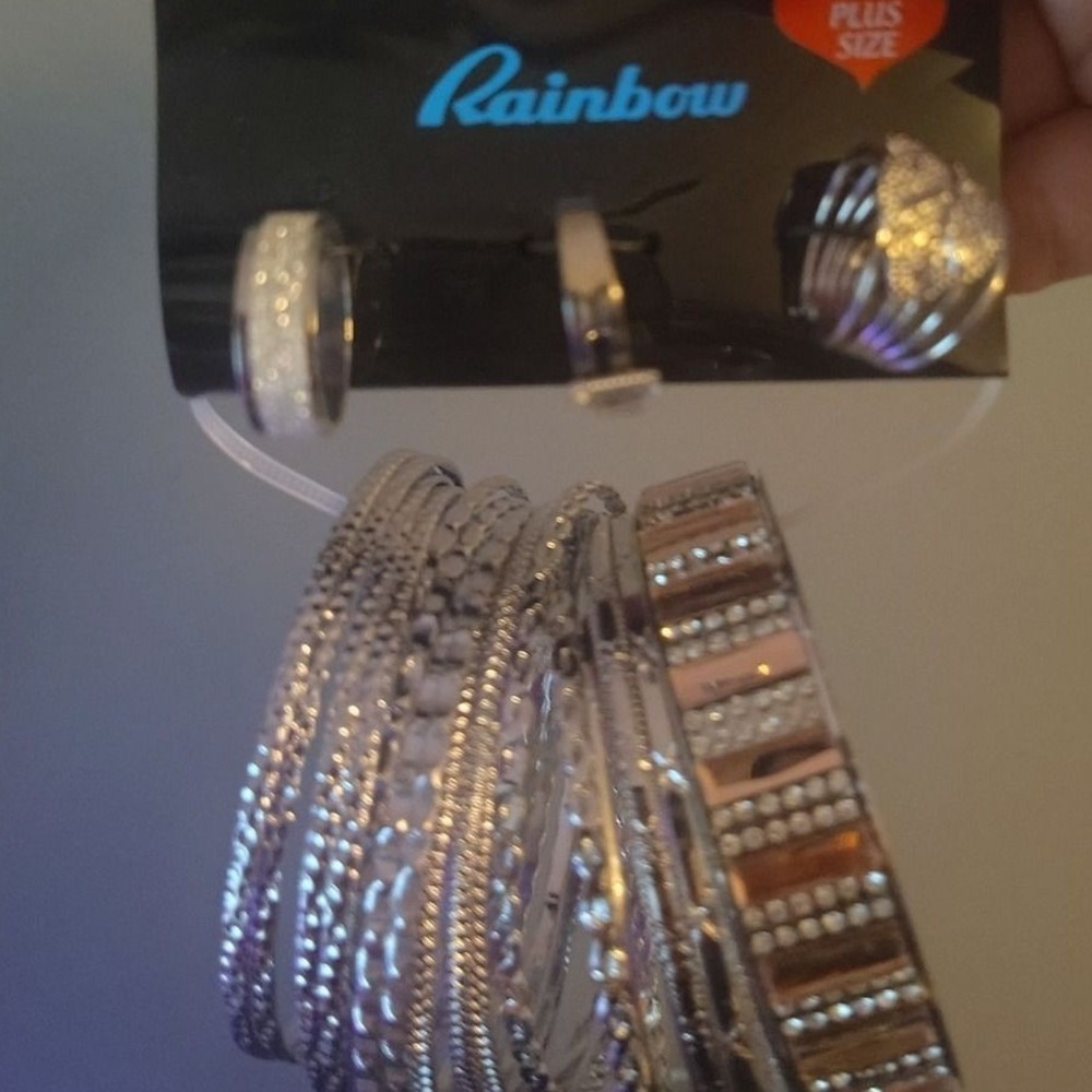 Rainbow Plus Size Silver Tone Bangle Bracelet and Ring Jewelry Set New